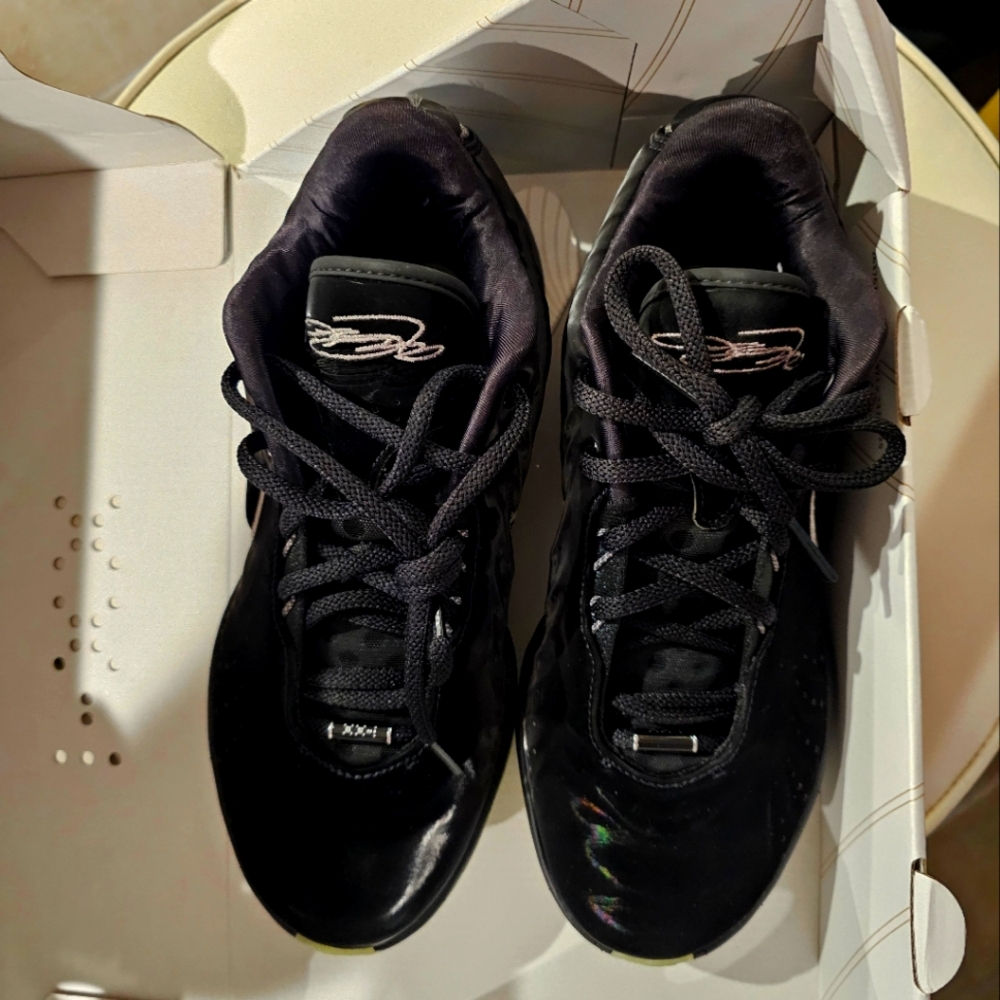 Nike Black LeBron 21 tahitian mens sneakers